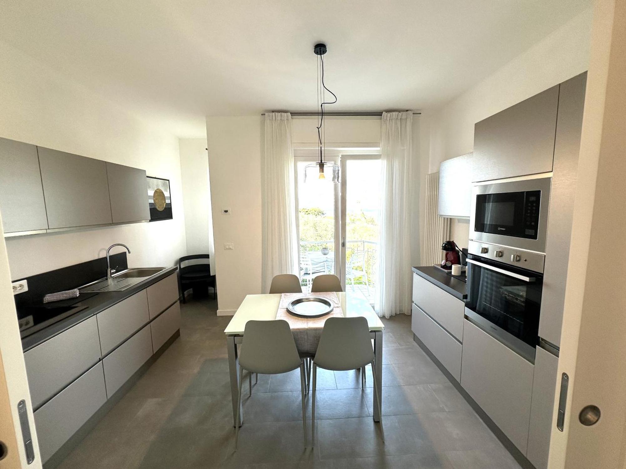 La Pervinca Apartments Malcesine Exterior photo